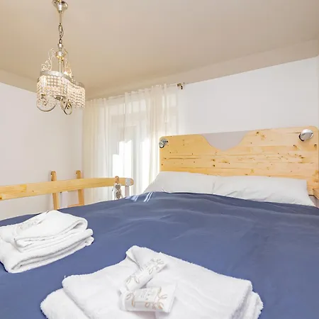 2 Bedroom - Buzzi Hospital, Sempione, Mico, 100mt Metrom5 *