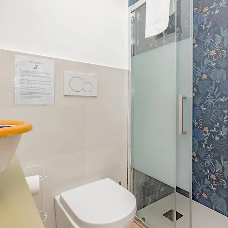 Barbara's House - Navigli - 2 Km From Duomo Milano