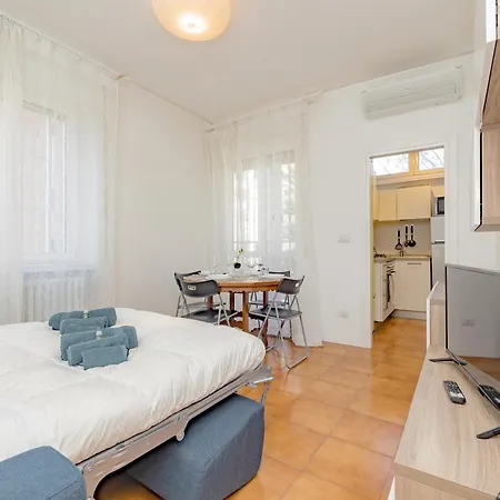 Niguarda Hospital M5 Lilla 10 Away Wifi Ac Apartment