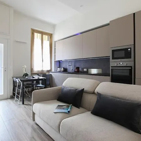 Hacca Collection - Isola-garibaldi District 1br *