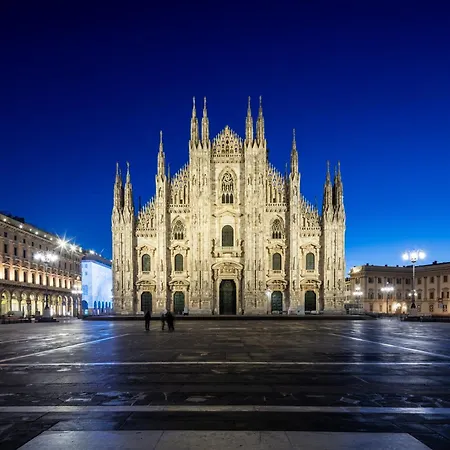 Apartamento San Babila Design R&r *