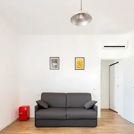 Santa Giulia - 15 Minutes From Centre Milán