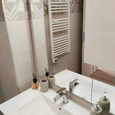 Carita - Apartment Milan