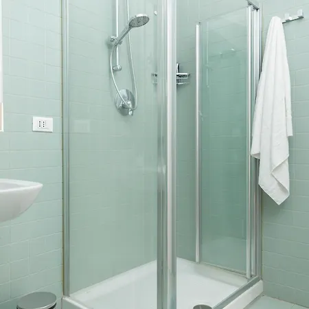 Da Vinci Exclusive - Centrale,m3, Isola District