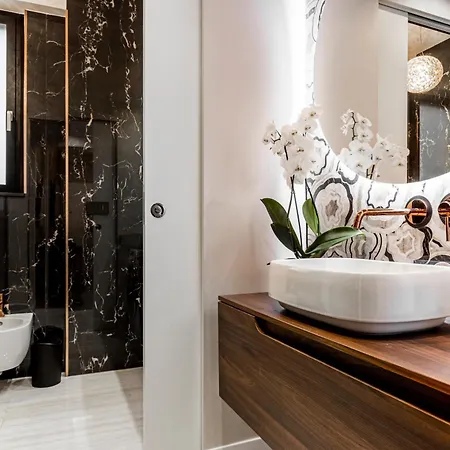 公寓 Gogh Golden House Next To Duomo 米兰