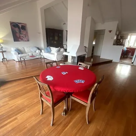 Penthouse In The Sky With 30 Sqm Terrace Station Apartment *
