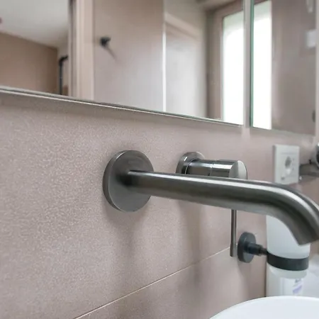 Appartement Pink Flamingo Balcony By Station *