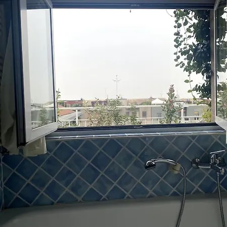 Penthouse In The Sky With 30 Sqm Terrace Station * Milánó