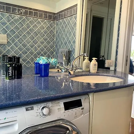 Apartman Penthouse In The Sky With 30 Sqm Terrace Station