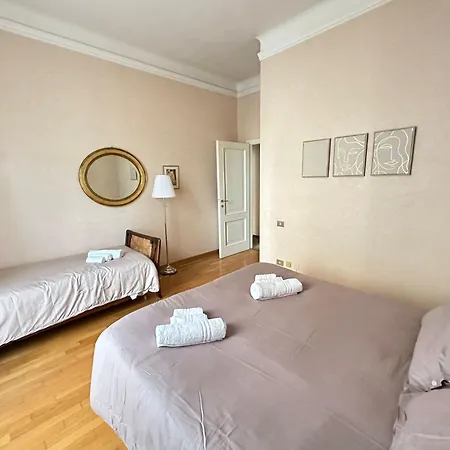 Elegant House Near Citta Studi * Milan