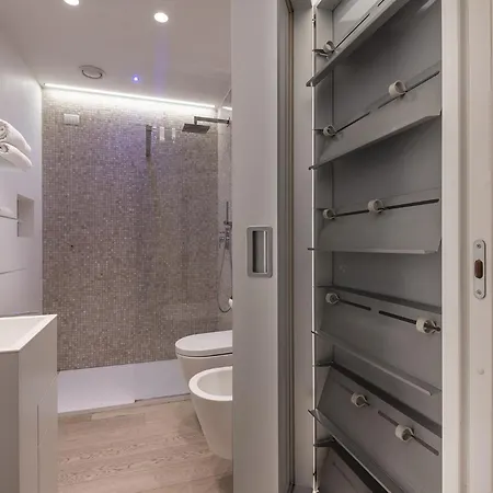 Fifty Eight Repubblica * Milan