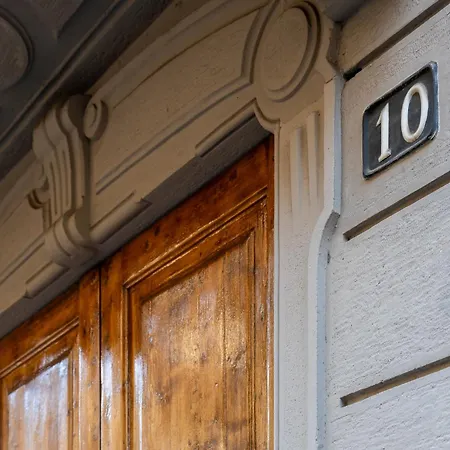 Apartment Bright Loft - Free Private Parking