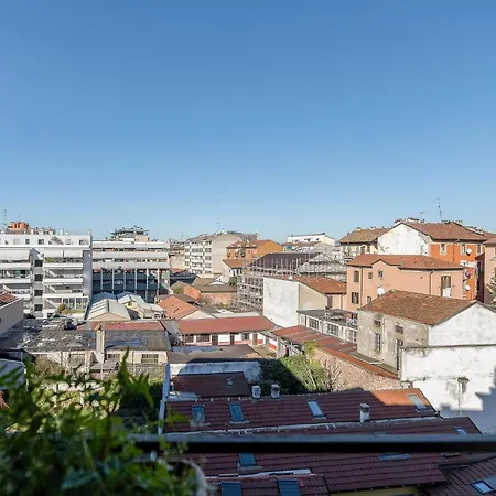 Bright Loft - Free Private Parking *