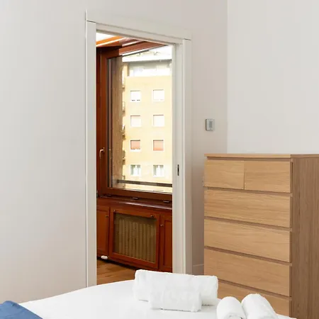 Artstay - Free Parking, Luxury Apt, M5, Sauna Milano
