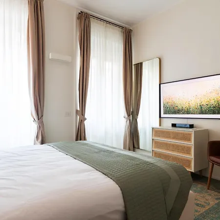 Proudlymi - Nuovo 3 Moscova Mailand