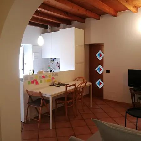 Silent Flat Between Duomo And Navigli 아파트 *