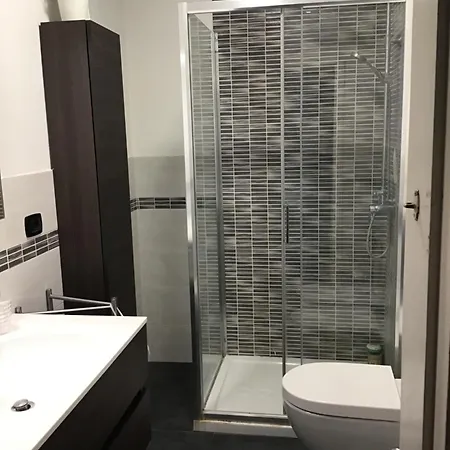 Silent Flat Between Duomo And Navigli 밀라노