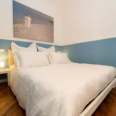 Apartment Ma Petite Bleu Milan