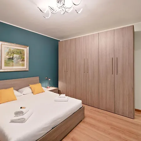 Bwr - With Terrace , Bartolini * Milaan