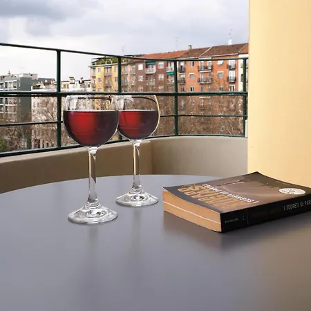 Luminoso Con Terrazzo Forlanini Linate