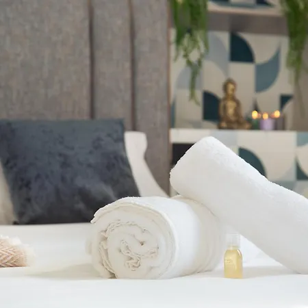 La Galleria Prestige Suite - 2 Min From The Duomo Apartament