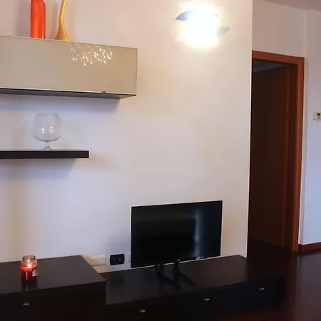 Apartment Parking + Balcony Accogliente Bilocale