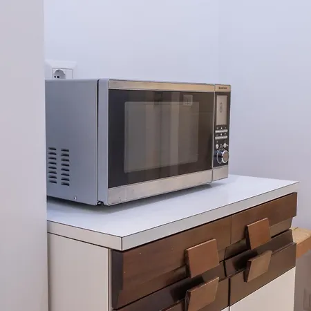 Daire Centrale Vicino Metro E Duomo, Con 2 Bagni E Aria Condizionata