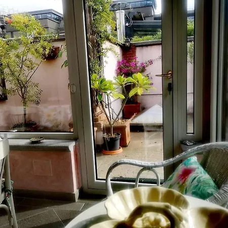 Centrale-luxury With Garden Terrace Apartment