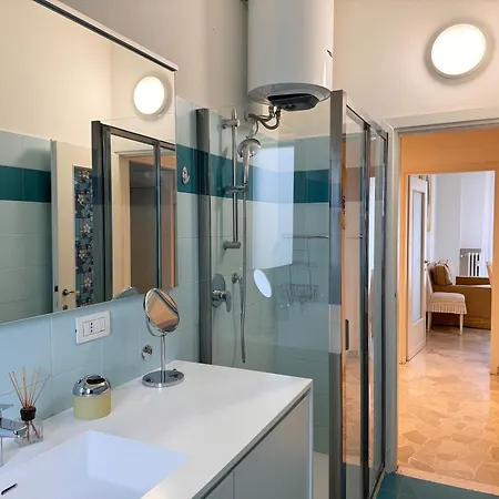 Orea Spiti - The Urbanite Appartamento Milano