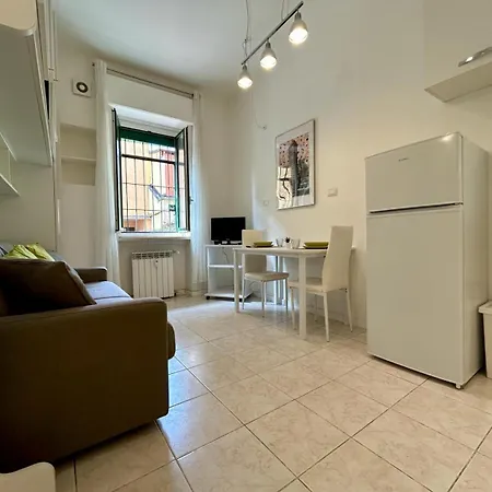 Kibilu - Via Picozzi - Fs Lambrate - Citta Studi Apartment *