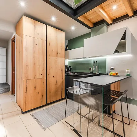 The Skyline Loft - Bosco Verticale Area شقة