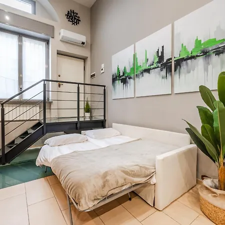 The Skyline Loft - Bosco Verticale Area Apartment Milan