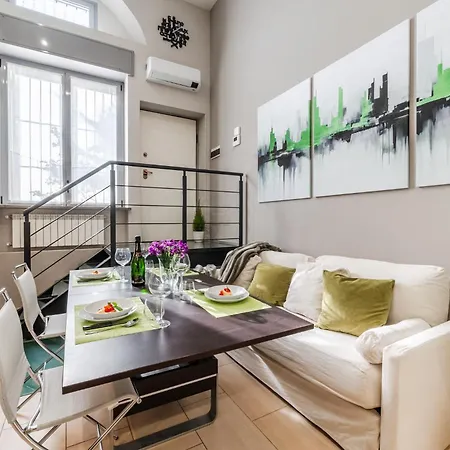 The Skyline Loft - Bosco Verticale Area