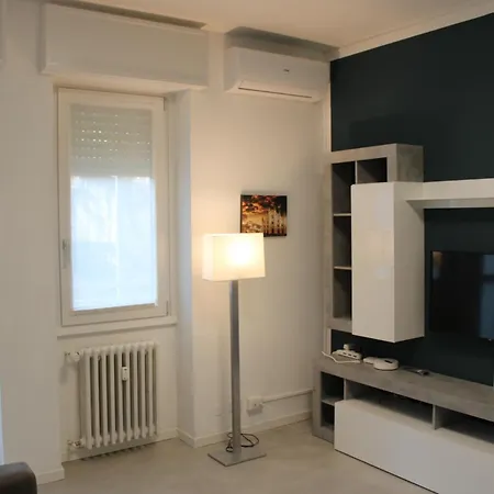 Travelounge San Siro Holiday home *