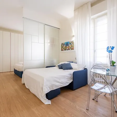 Life Is Beautiful Porta Romana Apartment