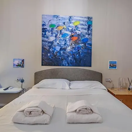 Stylish And Perfect Place For Families And Friends Apartment