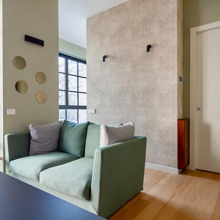 Urban Luxury - Bright And Central Milan