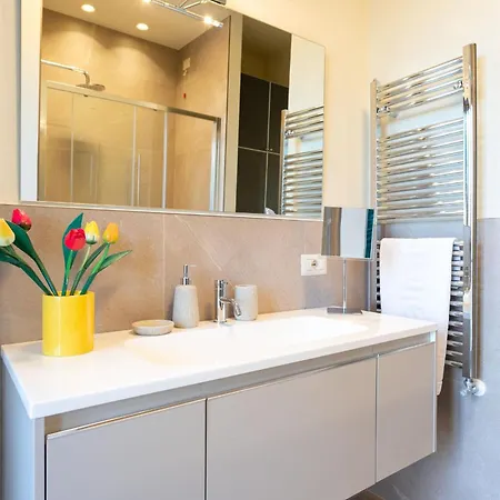 Largo Quinto Alpini By Halldis Apartment Milan
