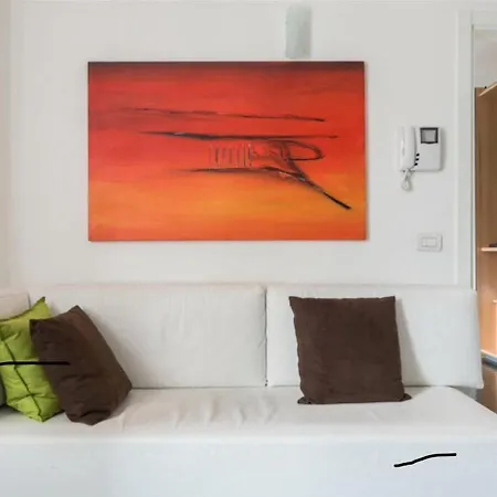 Apartment Arco Della Pace -4 Bed *
