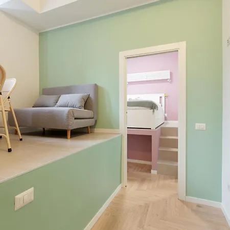 Daire Insubria Park - Pastel Color Apartment! *