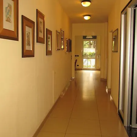 Nocleg ze śniadaniem B&B Villa Xenia Mediolan