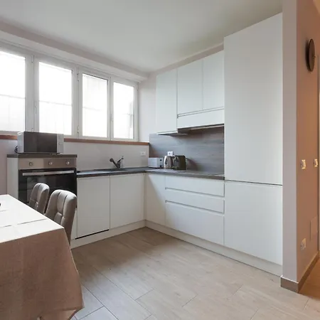 Affori M3 - Modern And Cozy