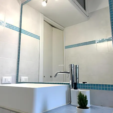 By The Martesana River شقة ميلان