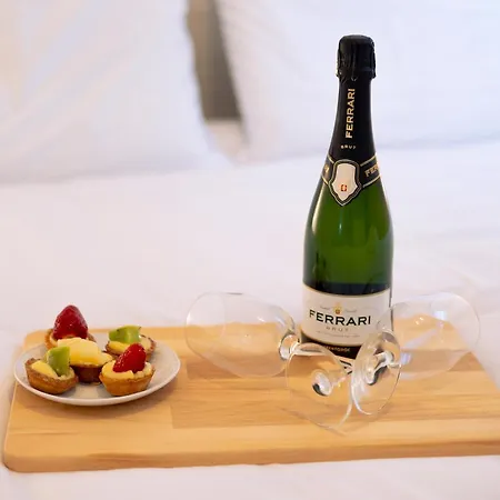 The Urban Wildlife - San Babila Duomo * מילאנו