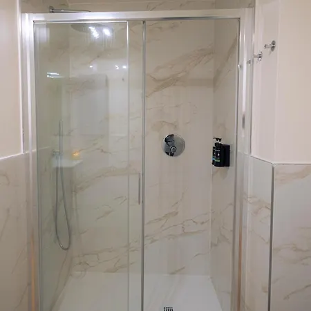 The Urban Wildlife - San Babila Duomo Apartmán *