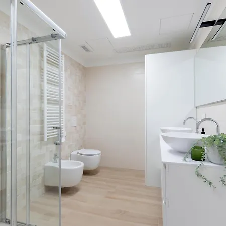 Apartment Exclusive Terrace Garden View - 15 Min From Duomo