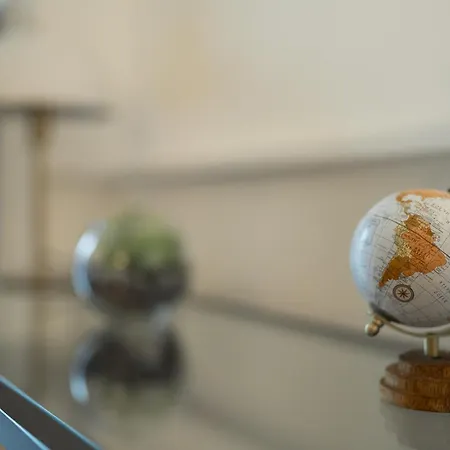 Chic Living - Porta Venezia Apartment *