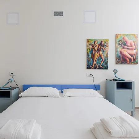 Guesthost - Spacious - 1,4km From Corso Buenos Aires