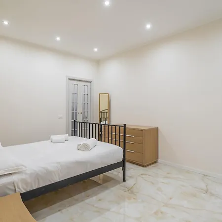 Rottole District - Cosy And Modern Apt!