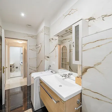Rottole District - Cosy And Modern Apt! Apartment *